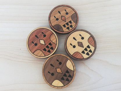 Wood Inlay Fridge Magnet Set: Birds (round)
