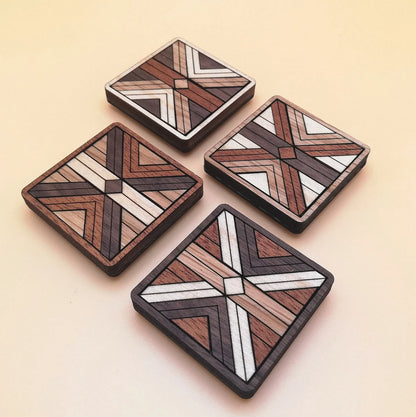 Wood Inlay Fridge Magnet Set: Barn Quilt